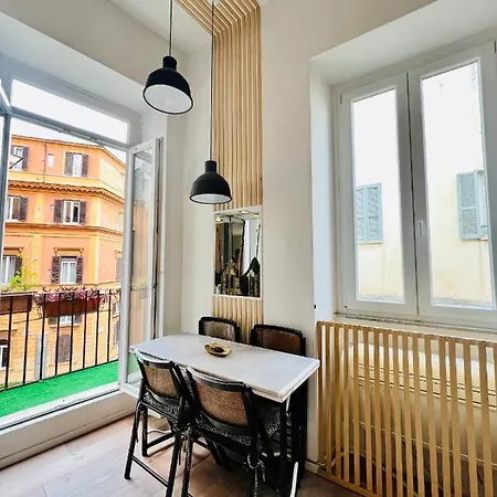Apartamento Giardini 33 *